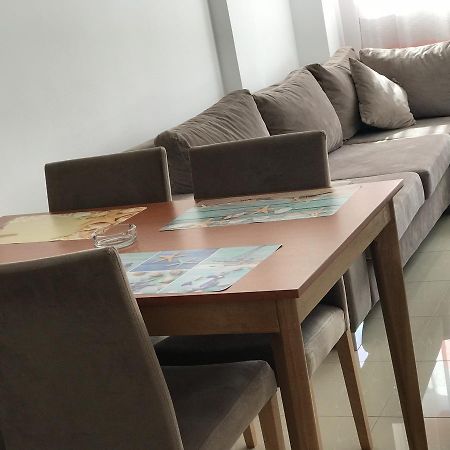 Viktoria'S Apartments Shëngjin Екстериор снимка