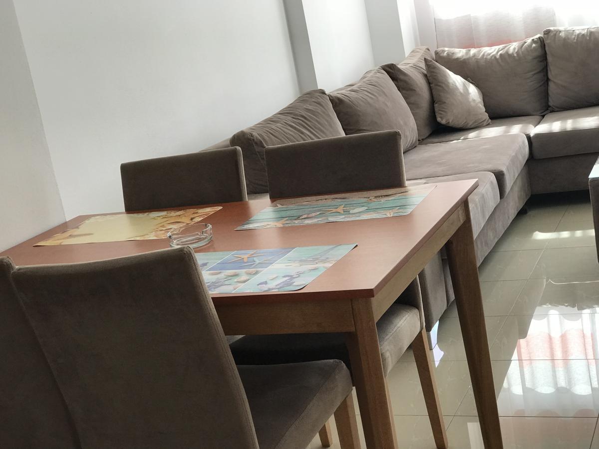 Viktoria'S Apartments Shëngjin Екстериор снимка